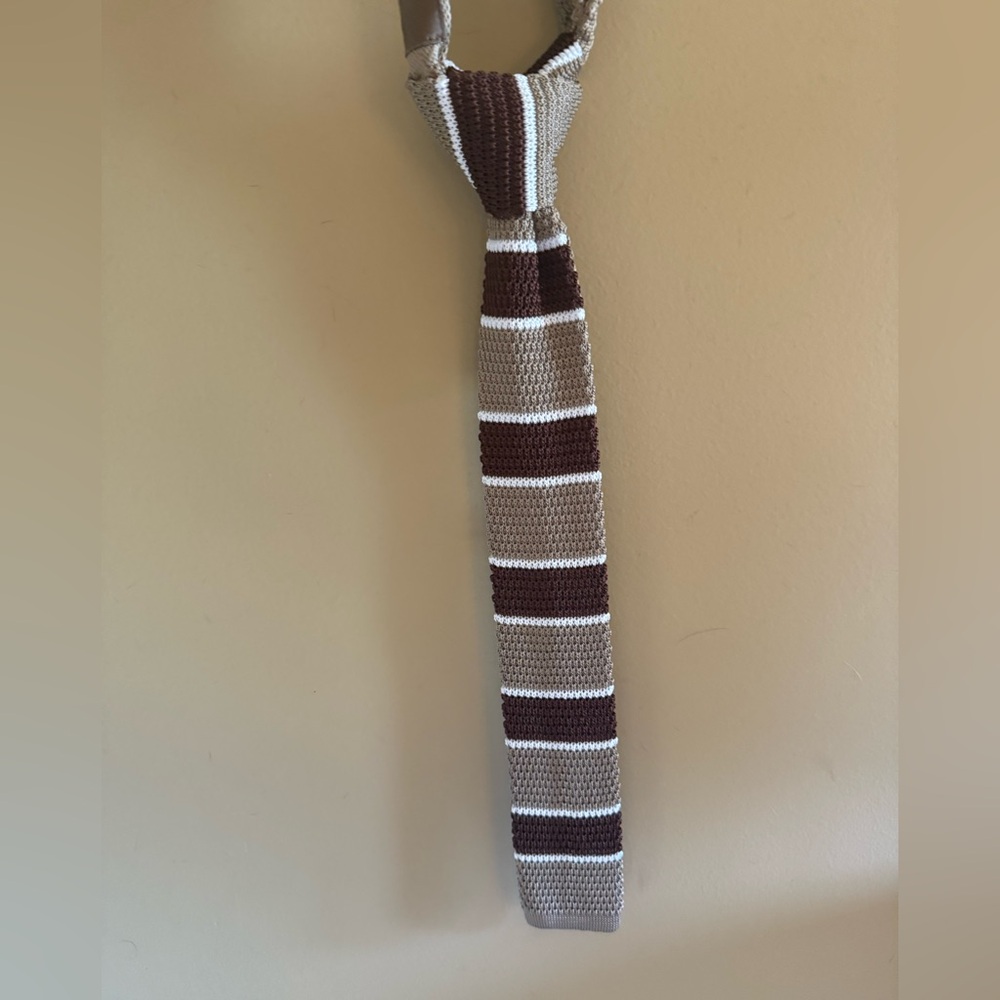 Striped Knit Tie in Brown and Cream